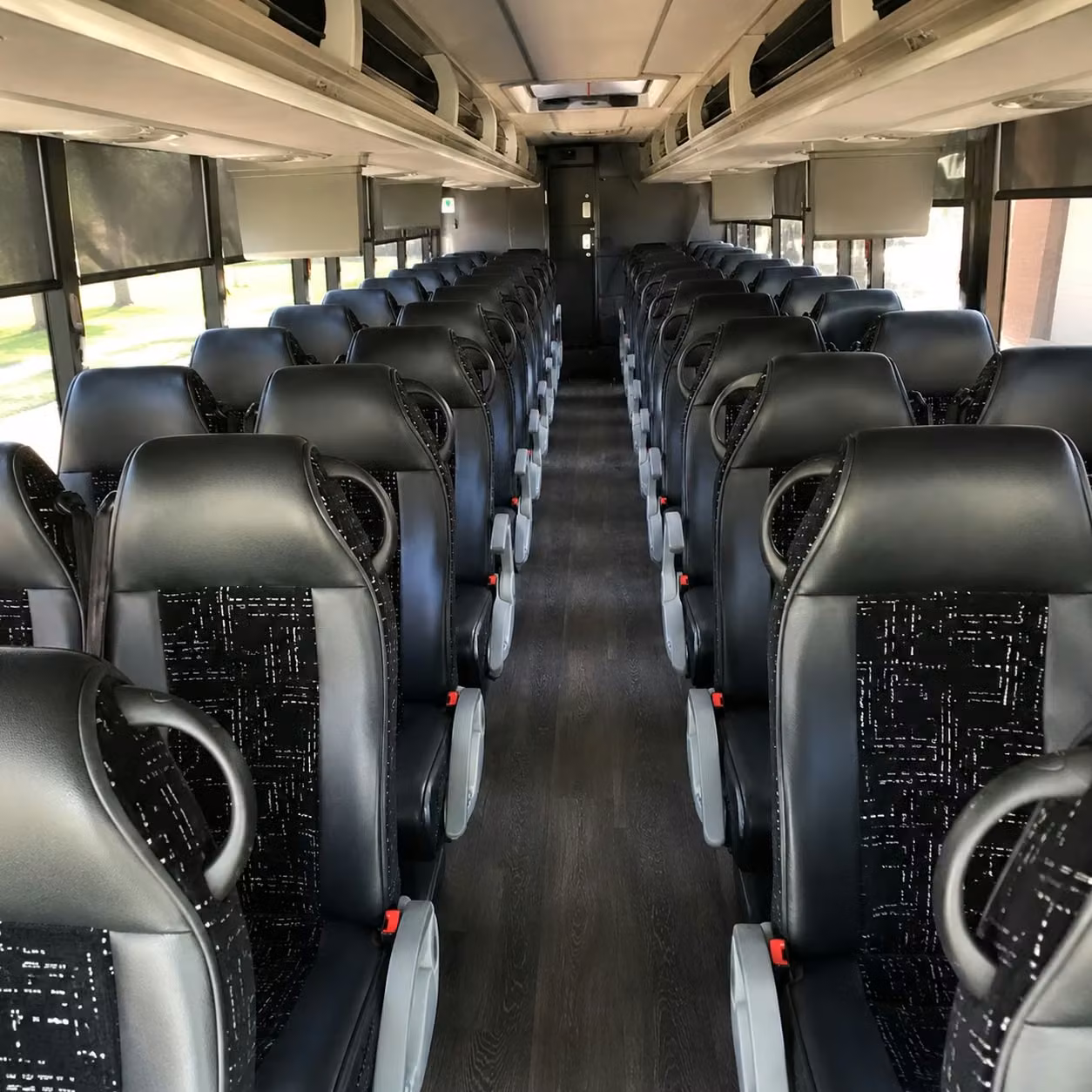 charter buses for alabama crimson tide and auburn tigers game day travel from hoover