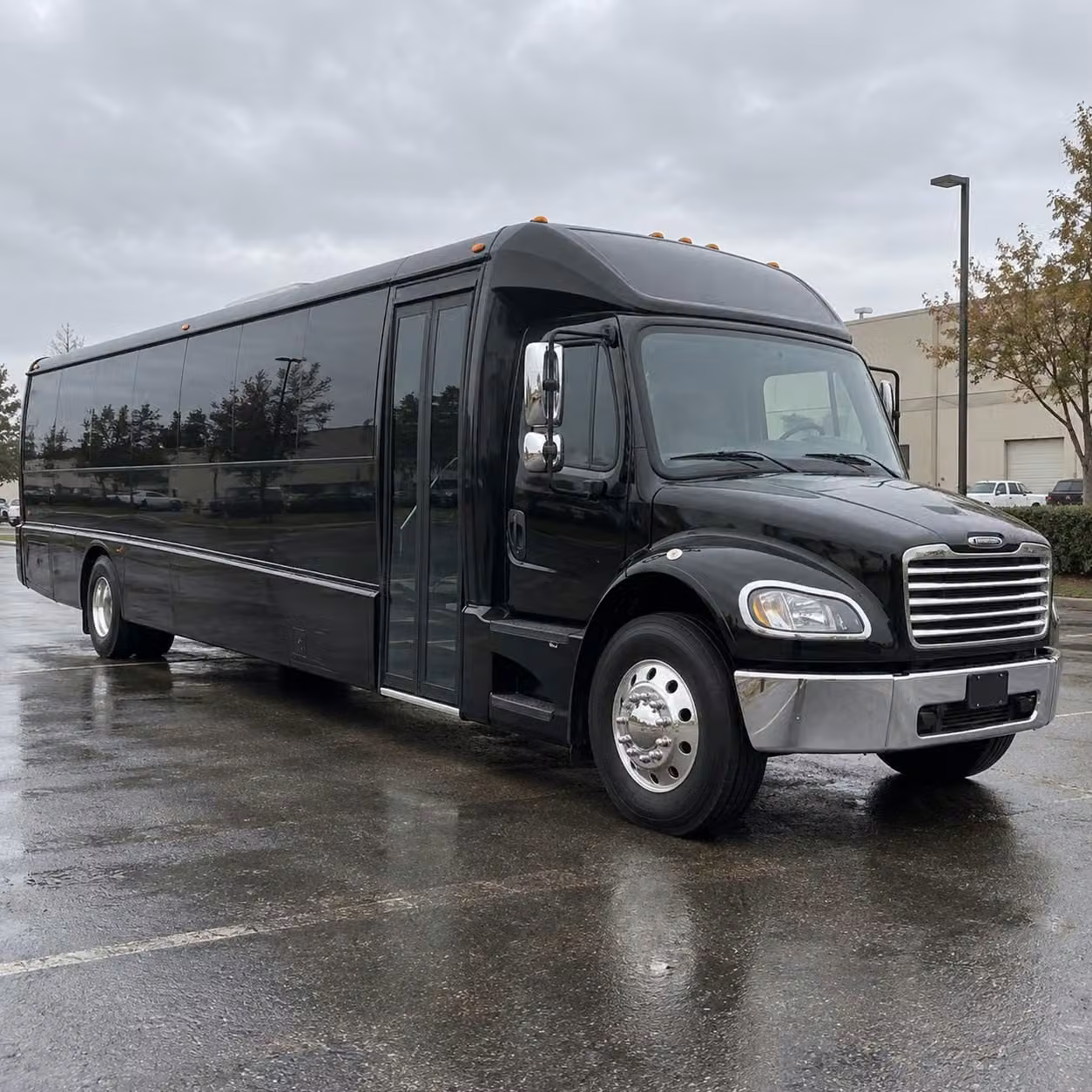 hoover 28 passenger minibus rental