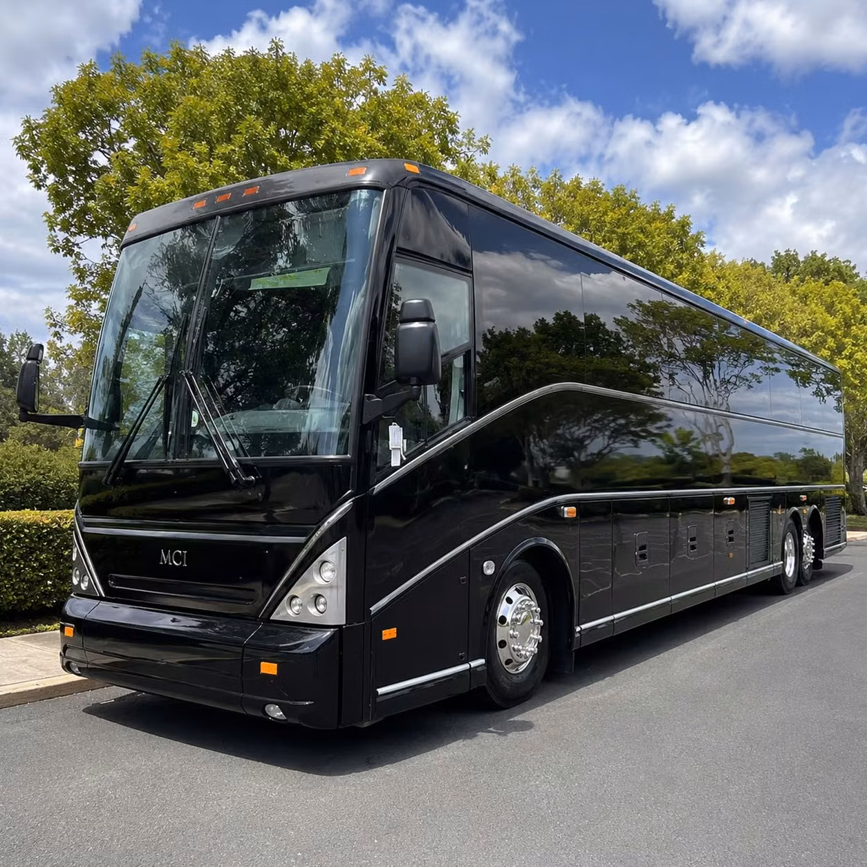 why settle for one fleet when you can compare concert buses from an entire network